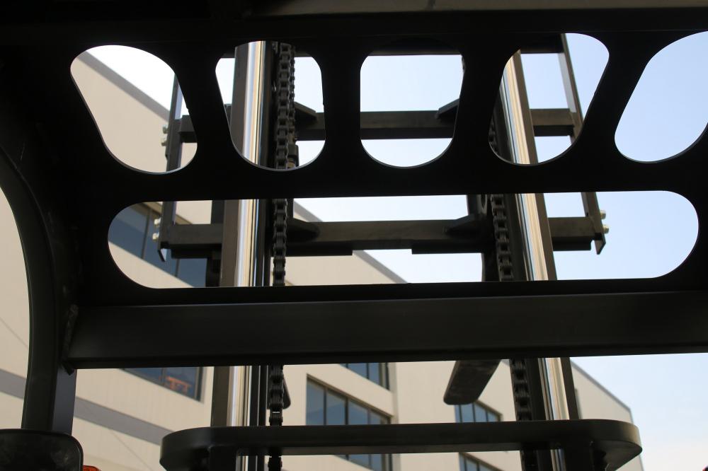 Overhead guard (good view)